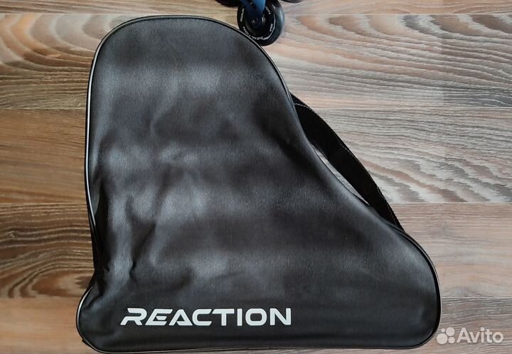 Роликовые коньки