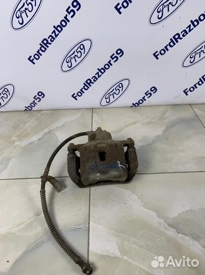 Суппорт передний правый Kia Ceed JD 2012-2017