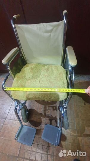 Инвалидная коляска 48 см. прогулочная складная бу
