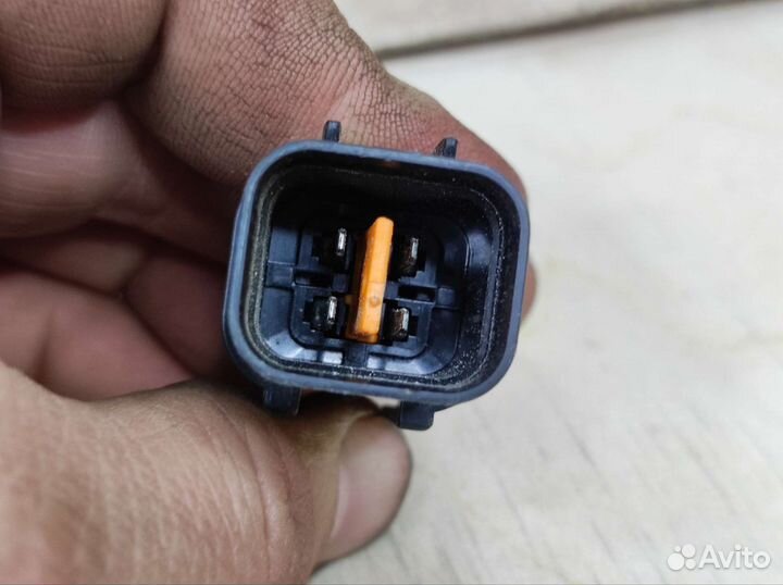 Привод замка задней правой двери Спортейдж 1