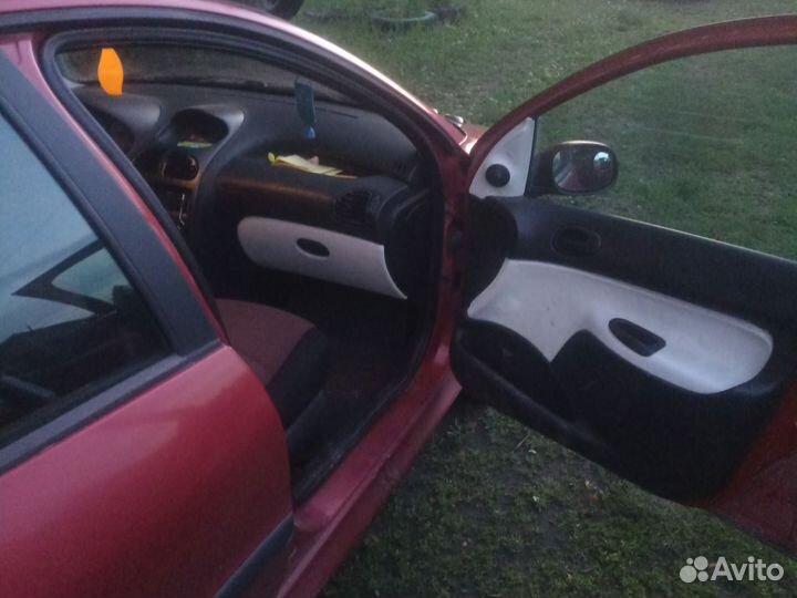 Peugeot 206 1.4 МТ, 2003, 250 000 км