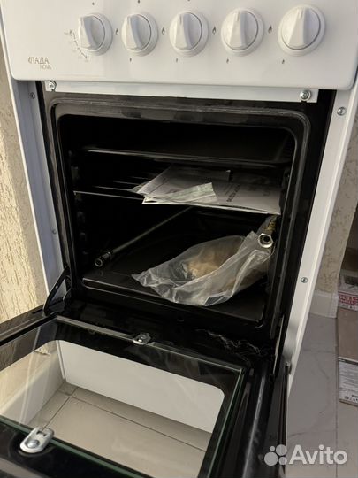 Газовая плита с духовкой