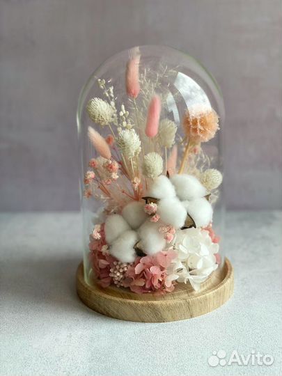 Букет роза в колбе из сухоцветов композиция