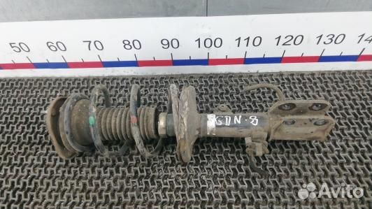 Стойка передняя левая toyota avensis T25 (GDN08K50