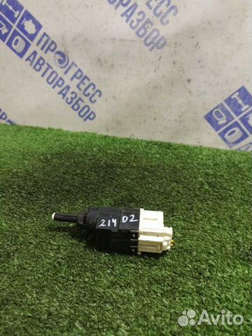 Выключатель стоп-сигнала (Лягушка) Renault Sandero