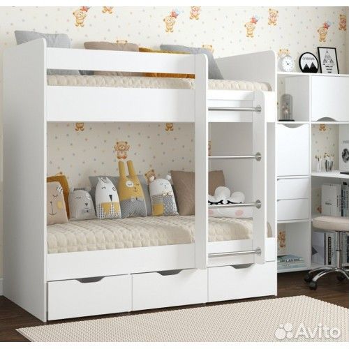 Двухъярусная кровать