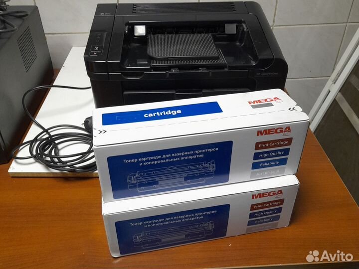 Принтер HP laserjet P1606dn