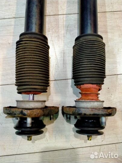 Амортизатор подвески (стойка) задний Bmw X5 E53