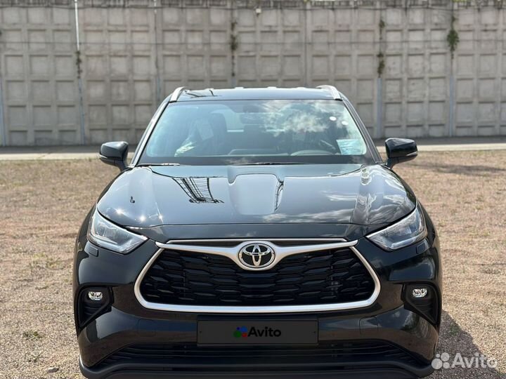 Toyota Highlander 3.5 AT, 2022, 85 км