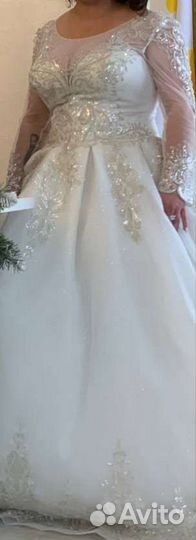 Свадебное платье