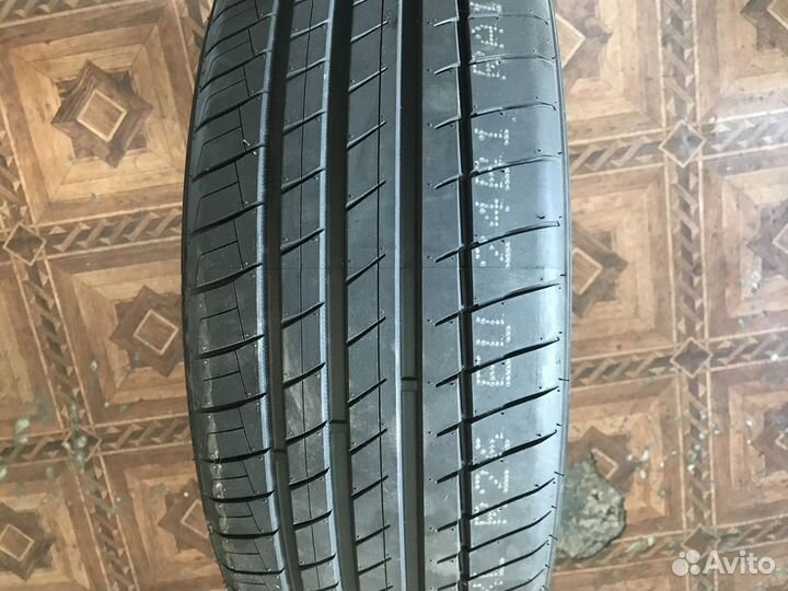Habilead PracticalMax H/P RS26 225/45 R17 96W