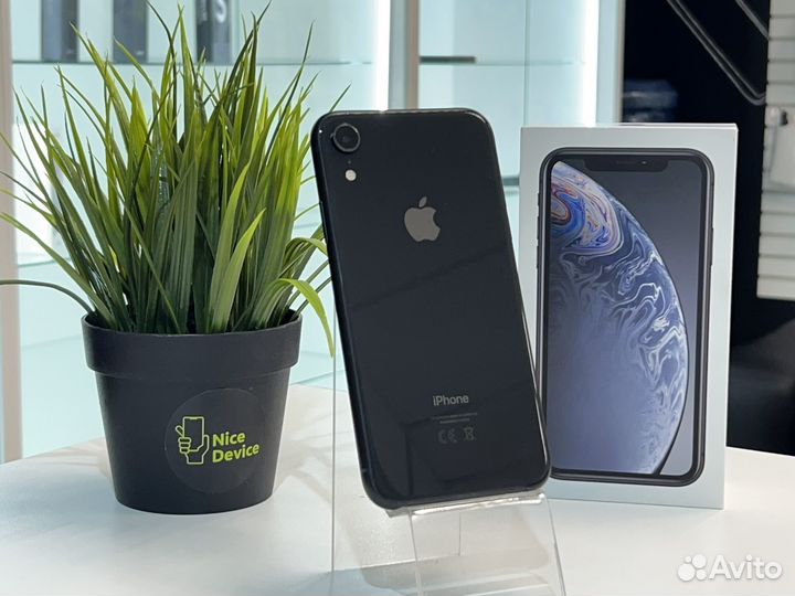 iPhone XR Black 64Gb