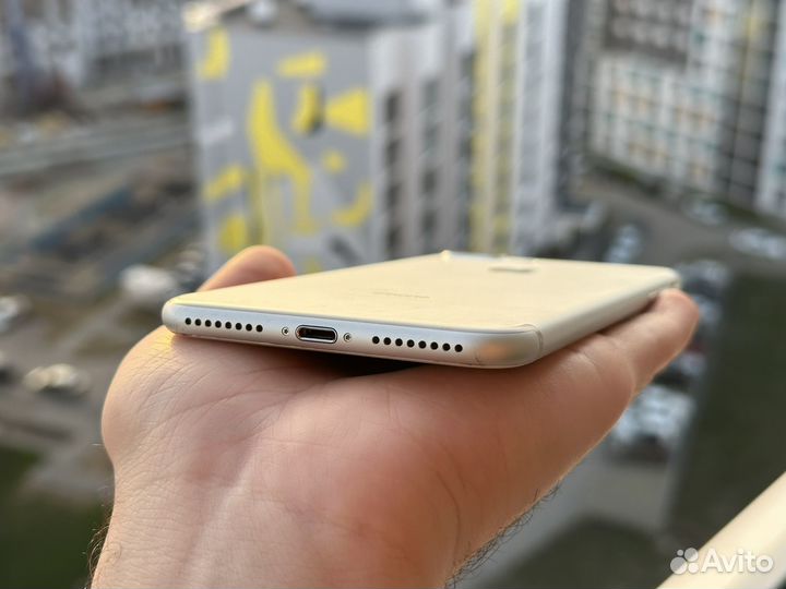 iPhone 7 Plus, 32 ГБ