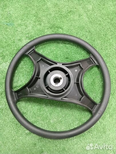 Рулевое колесо laguna 350 мм., черное