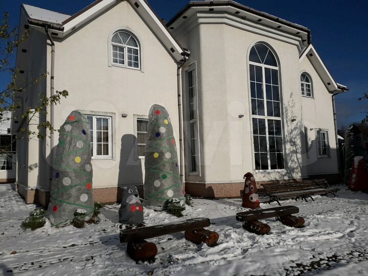 Коттедж 300 м² на участке 20 сот.