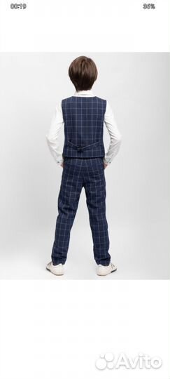 Костюм с бабочкой