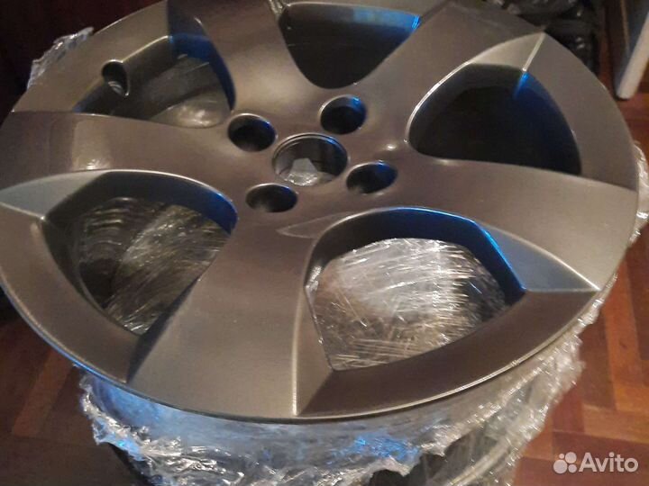 Диски литые r17 4x108