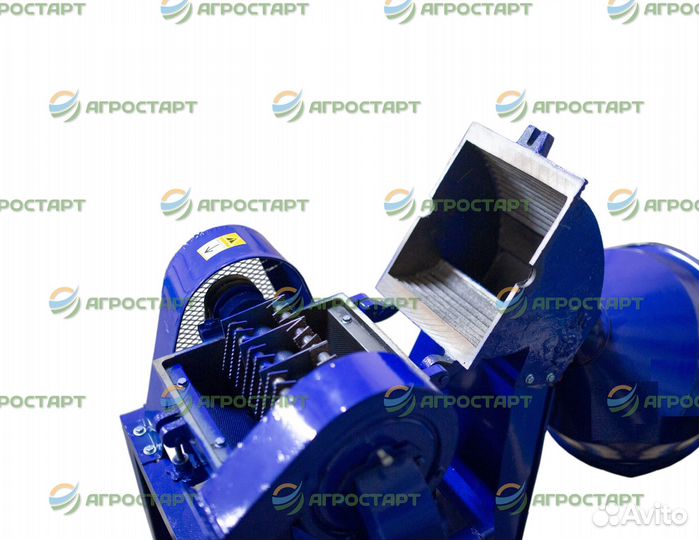 Измельчитель зернодробилка молотковая