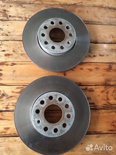 Тормозные диски WAG 1K 0615301