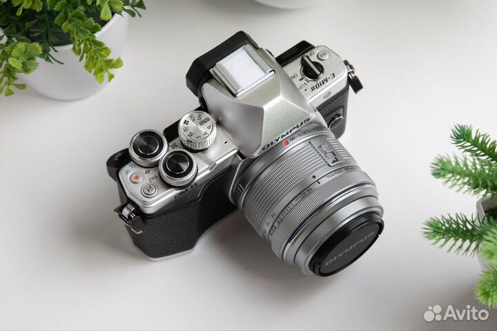 Olympus OM-D E-M10 Mark II Kit