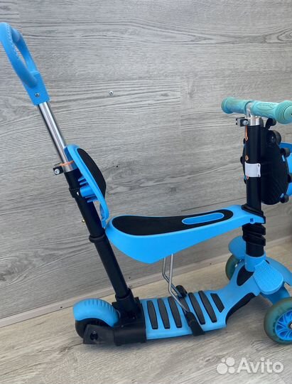Самокат детский с сиденьем и ручкой