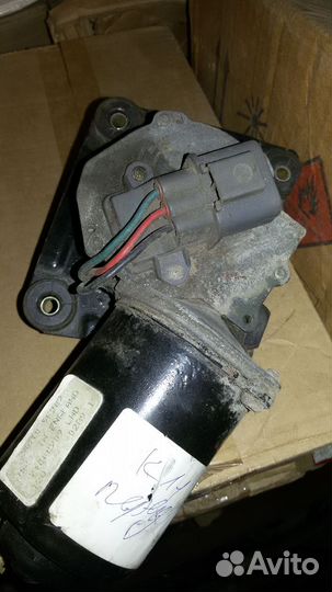 Ниссан микра к 11 моторчик стеклоочистителя