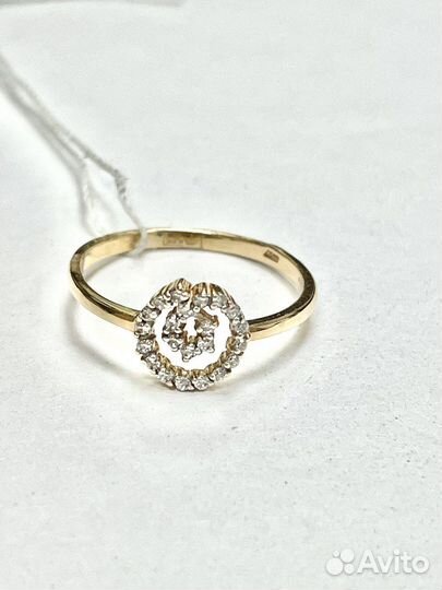 Золотое кольцо с фианитами