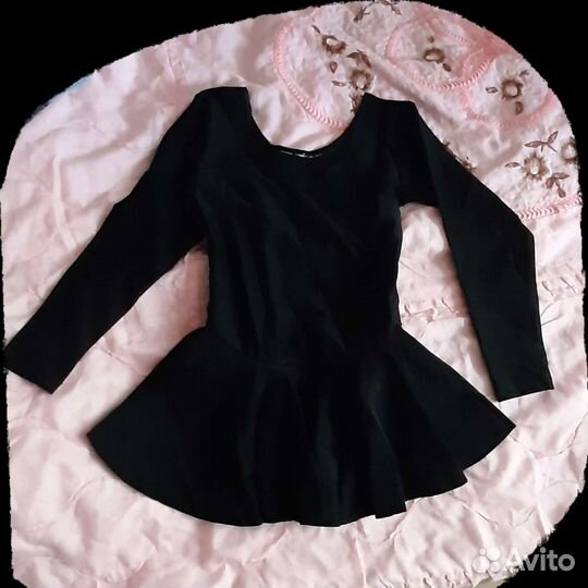 Купальники спортивные,лосины для девочки