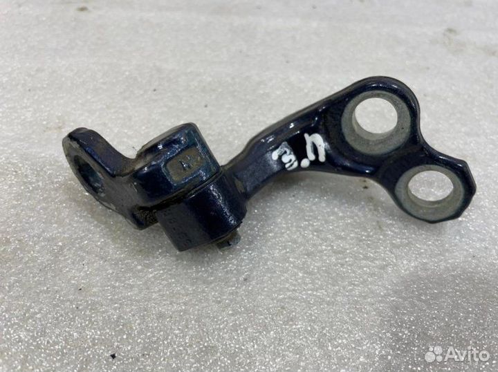 Петля двери задняя правая Ford Focus 2 2005-2008