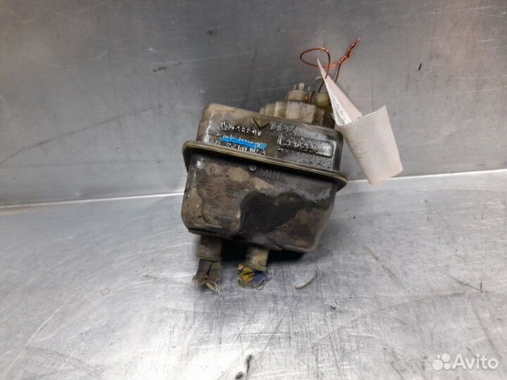 Бачок главного тормозного цилиндра Volkswagen