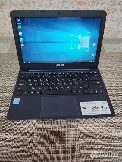 Ноутбук asus x205ta