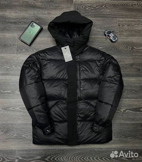 Зимние куртки Moncler