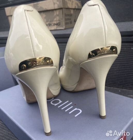 Туфли женские 40 размер ballin