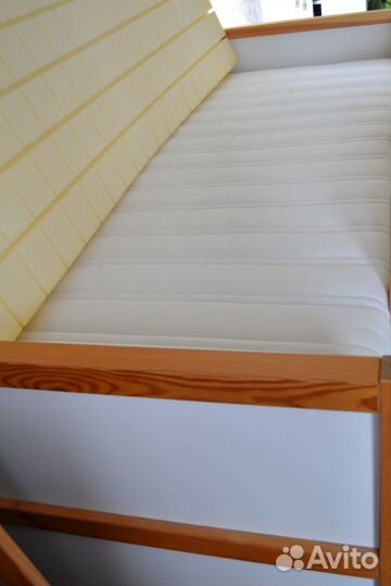 Кровать IKEA Кюра с матрасом