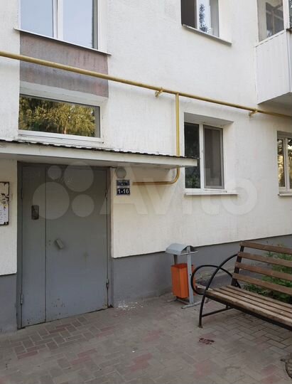 2-к. квартира, 43 м², 2/4 эт.
