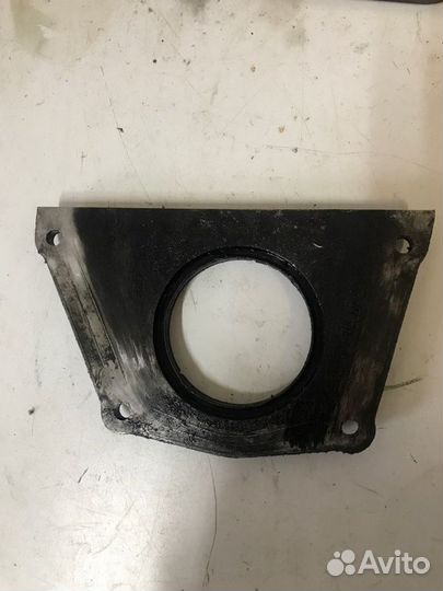 Крышка коленвала Ford Transit микроавтобус 2.5