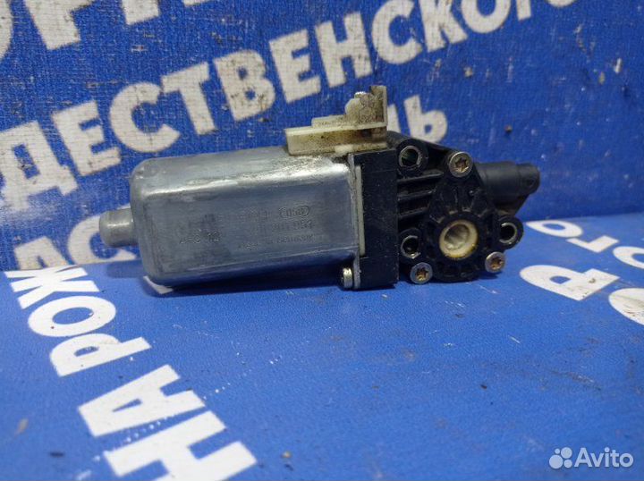 Моторчик шторки Bmw E65 седан 2004