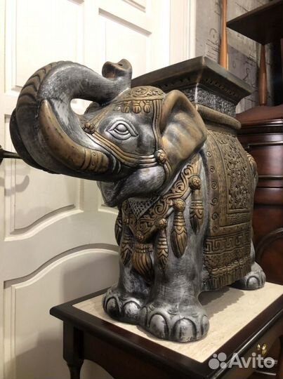 Слон подставка