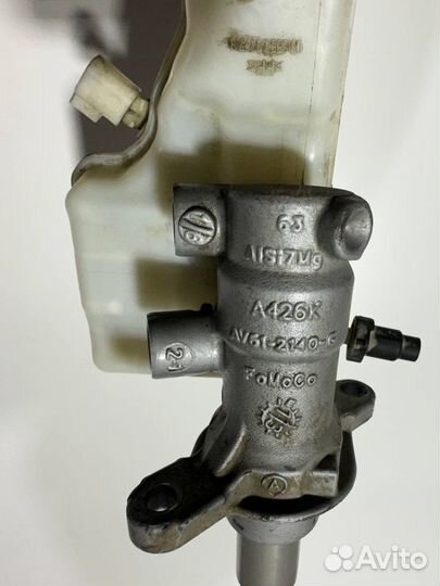 Главный тормозной цилиндр Ford Focus 3