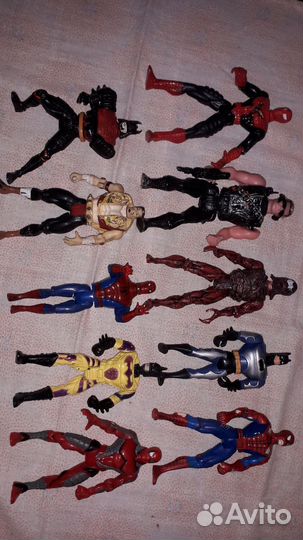 Фигурки супергероев