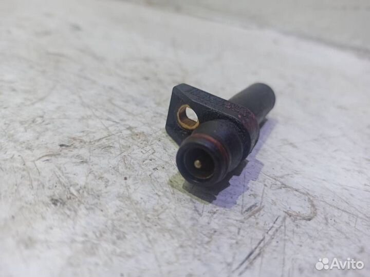 Датчик положения коленвала