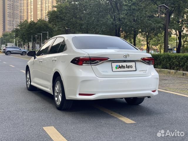 Toyota Corolla 1.2 CVT, 2021, 17 800 км