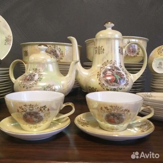 Сервиз Мадонна ГДР (77 предметов )