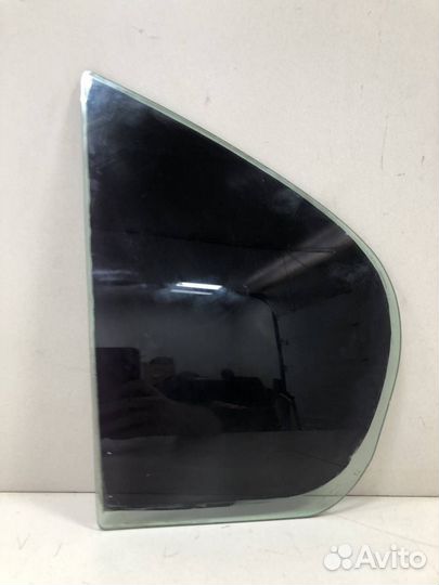 Стекло двери задней левой форточка Nissan Primera