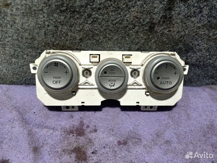 Блок управления климат-контролем Mazda 6 GG 2006