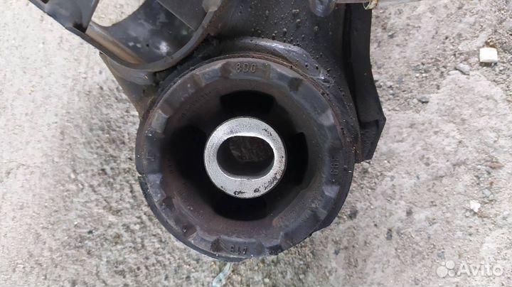 Балка под двс Audi A4 B7 BWE 2006