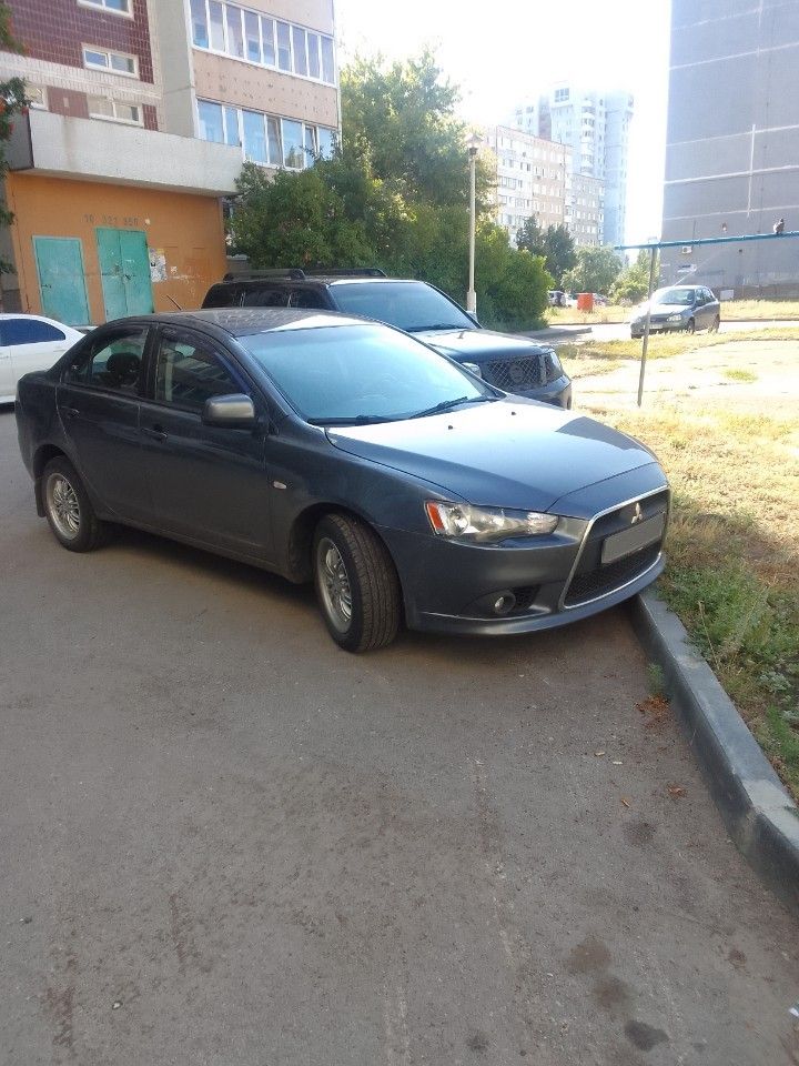 Mitsubishi Lancer: фото владельца