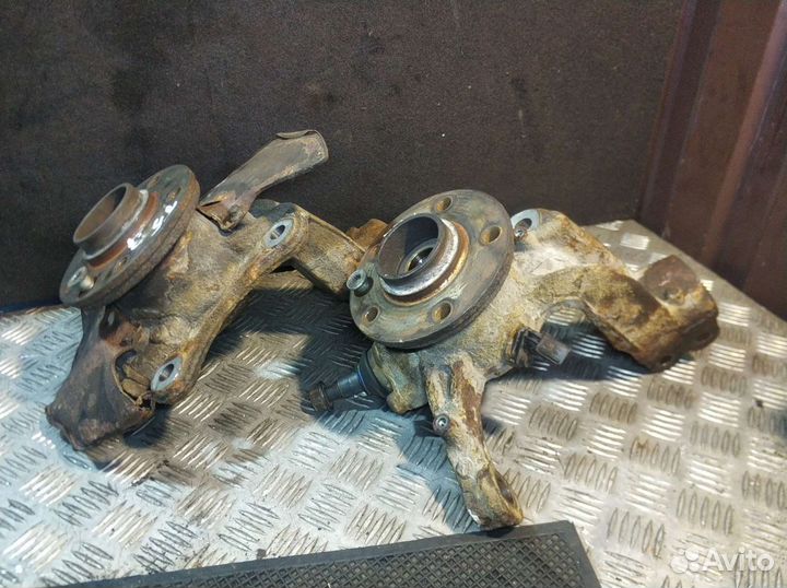 Ступица передняя VW Transporter T5