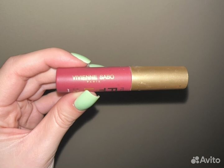 Помада для губ Vivienne Sabo