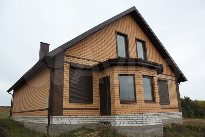 Дом 174 м² на участке 15 сот.